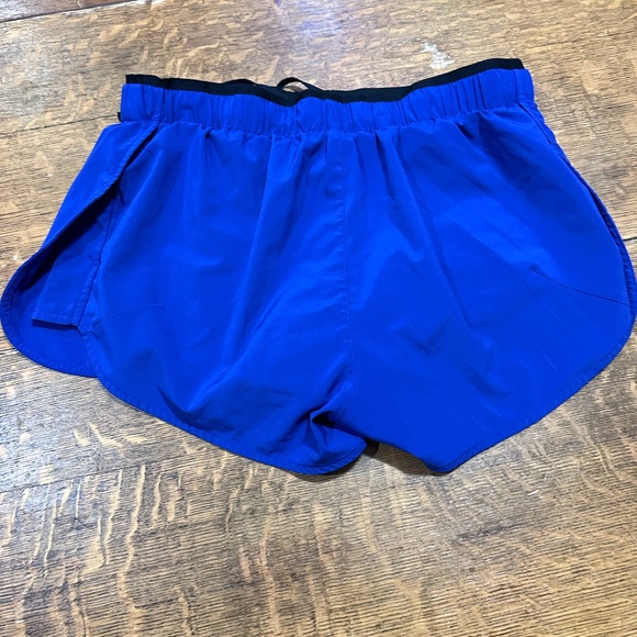 Nike dri fit running shorts sz small women’s - Picture 6 of 9